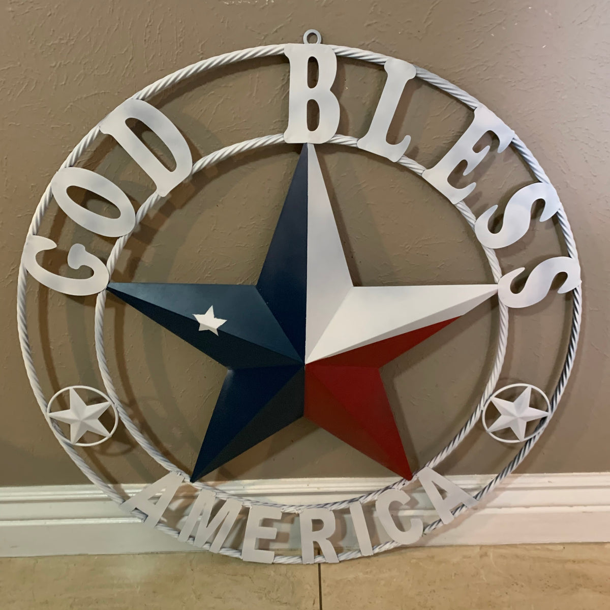GOD BLESS AMERICA WHITE RING & RED WHITE BLUE BARN METAL STAR TWISTED RING HANDMADE NEW