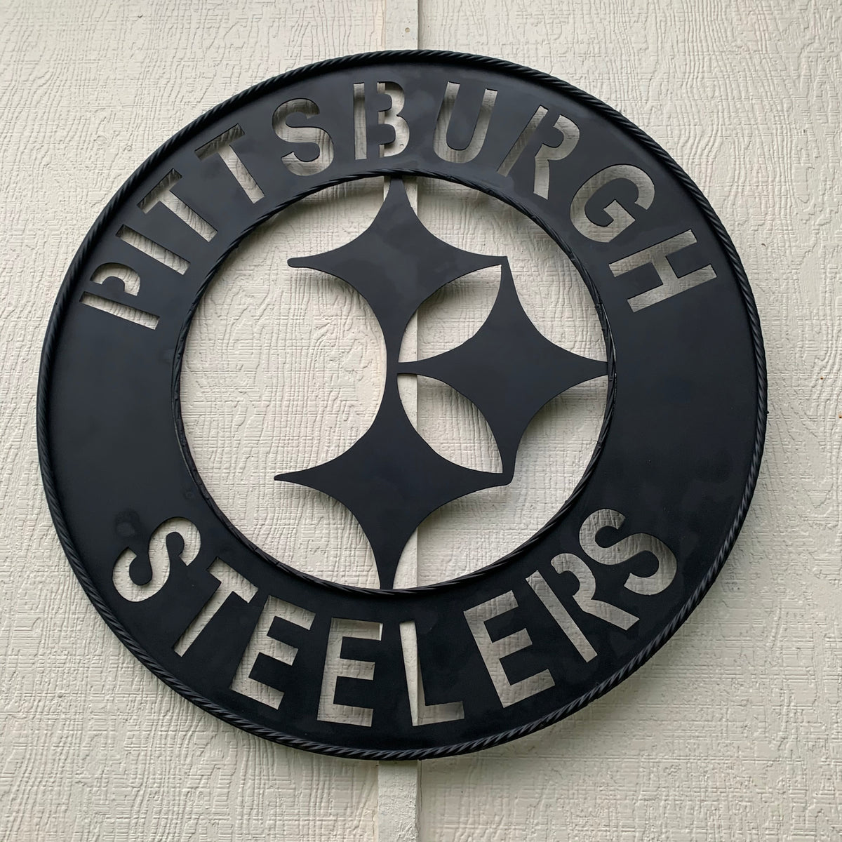 PITTSBURGH BLACK METAL DISC CUSTOM VINTAGE CRAFT TEAM SPORTS SIGN HANDMADE