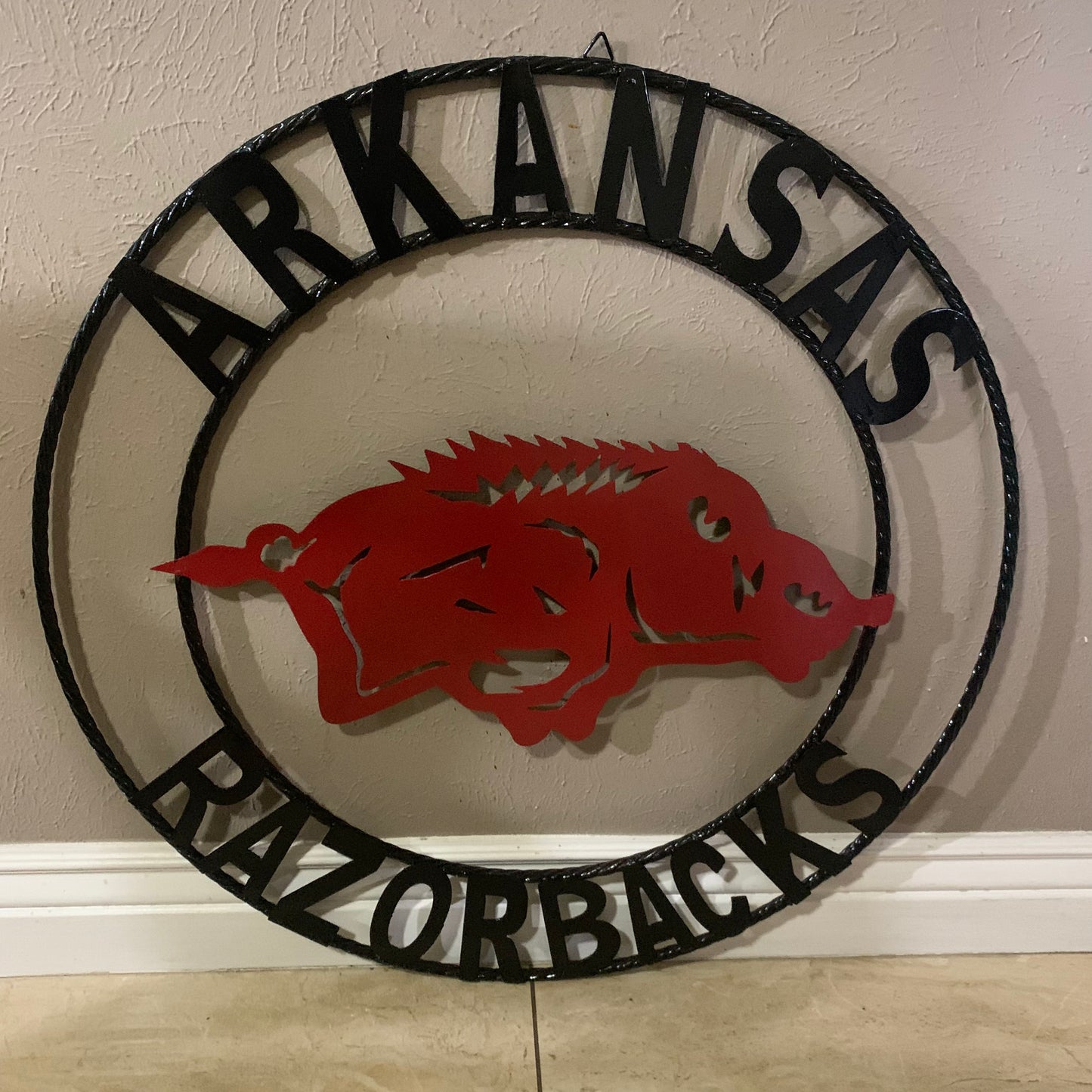 ARKANSAS RAZORBACKS CUSTOM METAL VINTAGE CRAFT SIGN TEAM WALL ART WESTERN HOME DECOR HANDAMADE