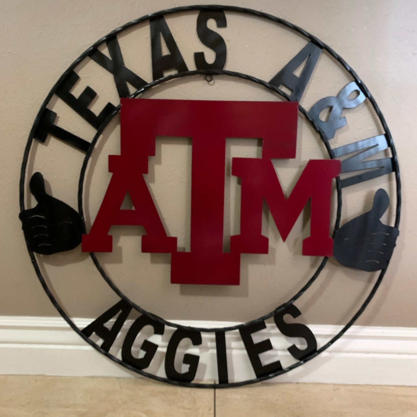 TEXAS A&M, GIGEM AGGIES THUMBS UP METAL CUSTOM VINTAGE CRAFT TEAM SIGN HANDMADE