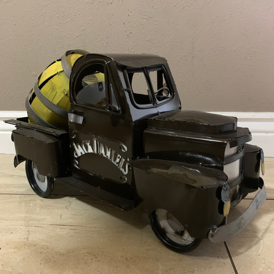 JACK DANIELS 20" PICKUP TRUCK METAL ART FIGURINE OUTDOOR & INDOOR GARDEN WESTERN HOME DECOR HANDMADE NEW 20"L x 10"W x 12" H #EH12536