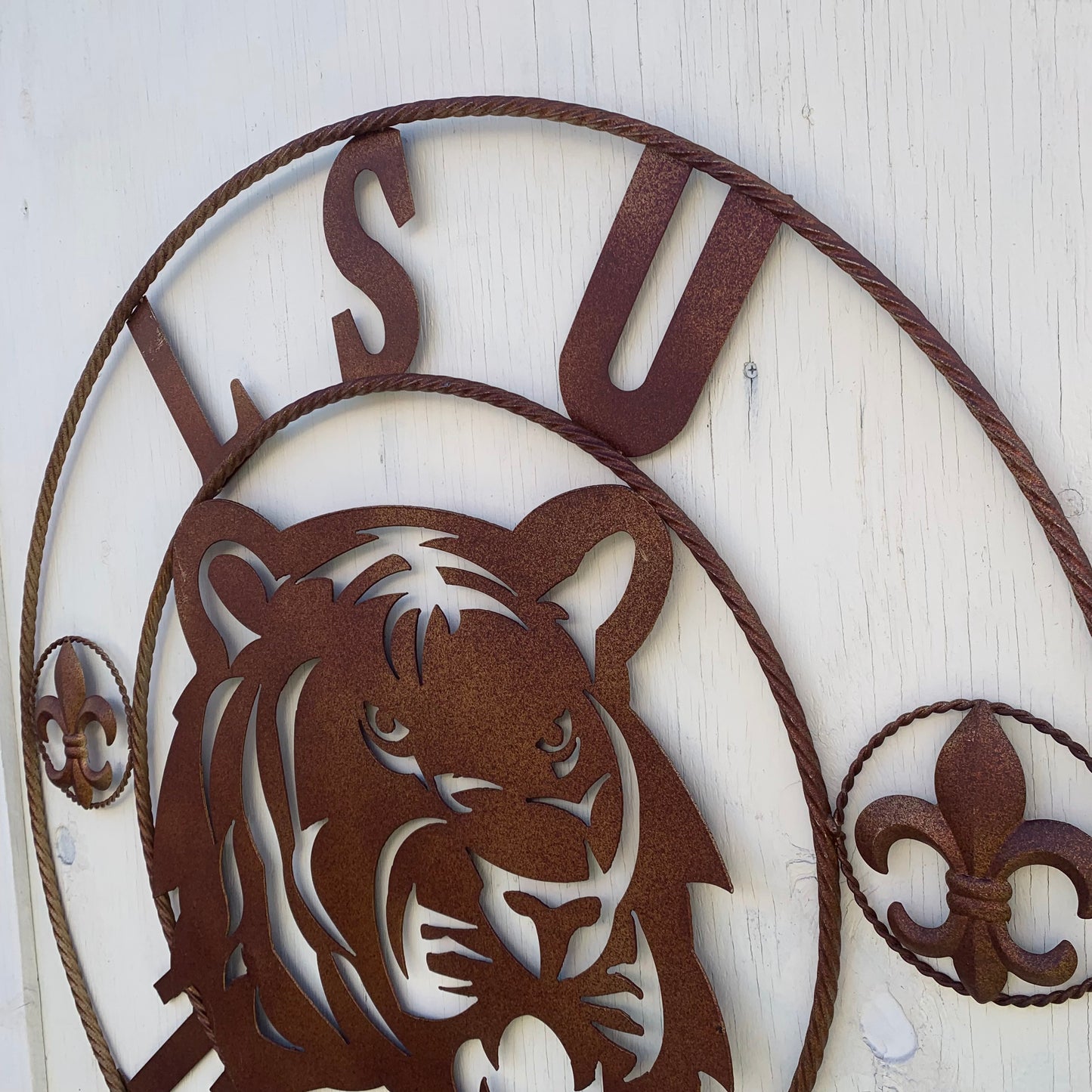 LSU TIGERS METAL CUSTOM VINTAGE CRAFT ART SIGN  WESTERN HOME DECOR 12,18",24",32",36"
