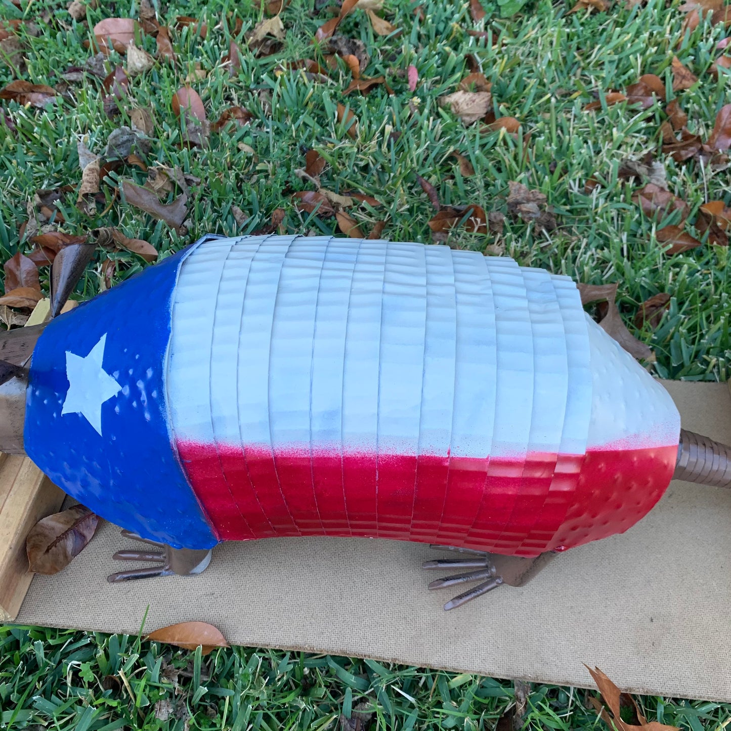 TEXAS FLAG ARMADILLO GARDEN ANIMAL SCULPTURE YARD ART METAL DECOR ORNAMENT PATRIOTIC DECOR HANDMADE #EH12220 30",22",14",10"