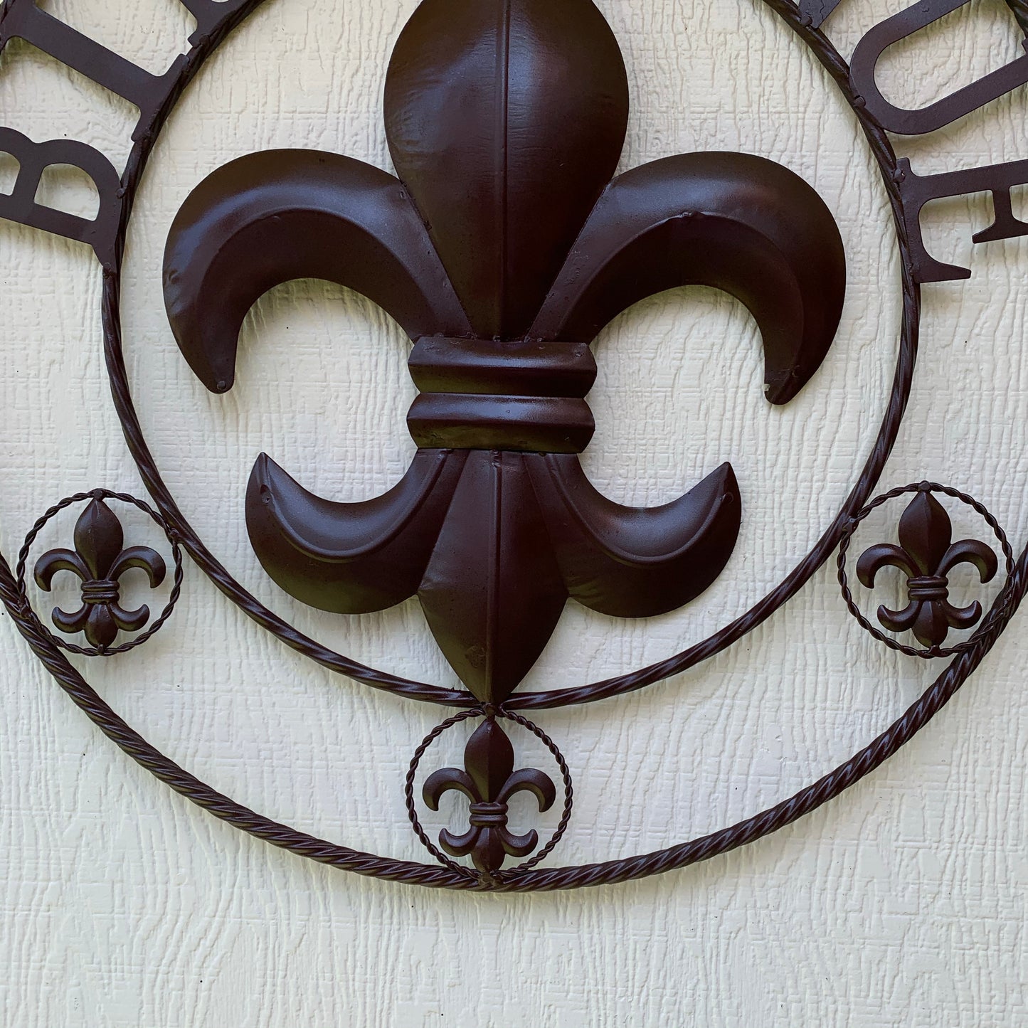 BIENVENUE FLEUR DE LIS GLOSSY BROWN METAL WALL ART WESTERN HOME DECOR NEW #EH10183