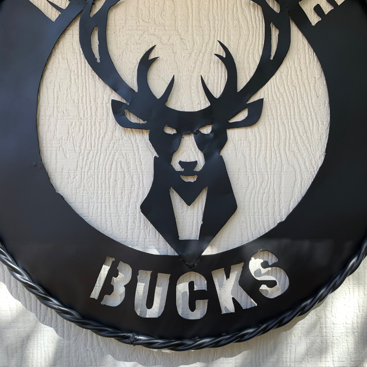 24" MILWAUKEE BUCKS BLACK METAL WIDE BAND DISC STYLE METAL CUSTOM VINTAGE CRAFT TEAM SPORTS SIGN HANDMADE