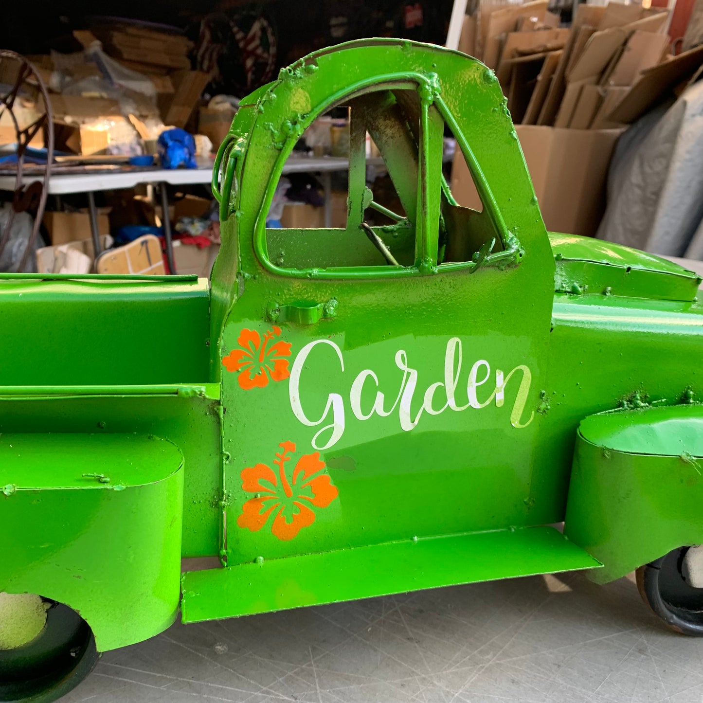 GARDEN GREEN 20" PICKUP TRUCK METAL ART GARDEN FIGURINE OUTDOOR & INDOOR GARDEN WESTERN HOME DECOR HANDMADE NEW SIZE 20"L x 10"W x 12" H #EH12523