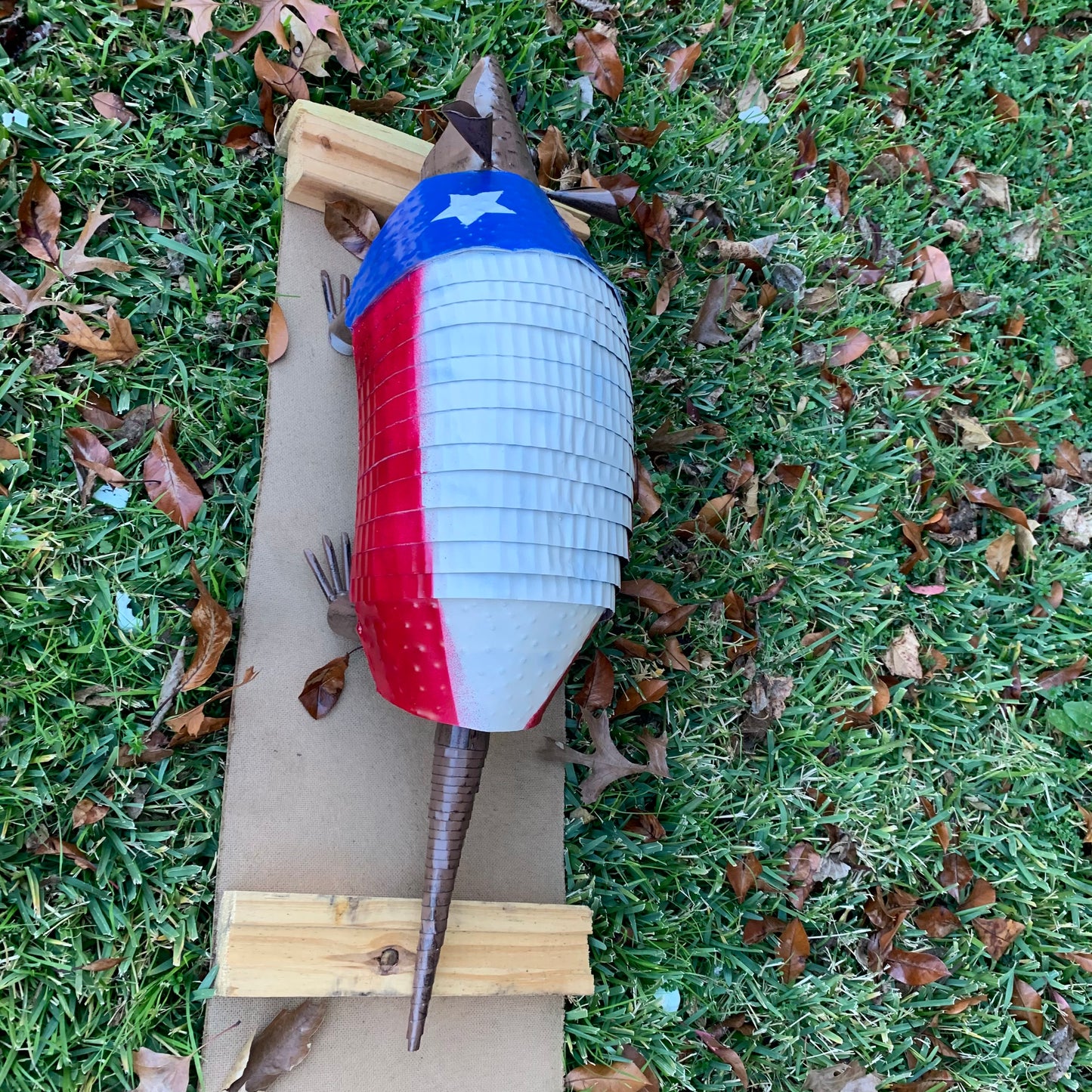 TEXAS FLAG ARMADILLO GARDEN ANIMAL SCULPTURE YARD ART METAL DECOR ORNAMENT PATRIOTIC DECOR HANDMADE #EH12220 30",22",14",10"